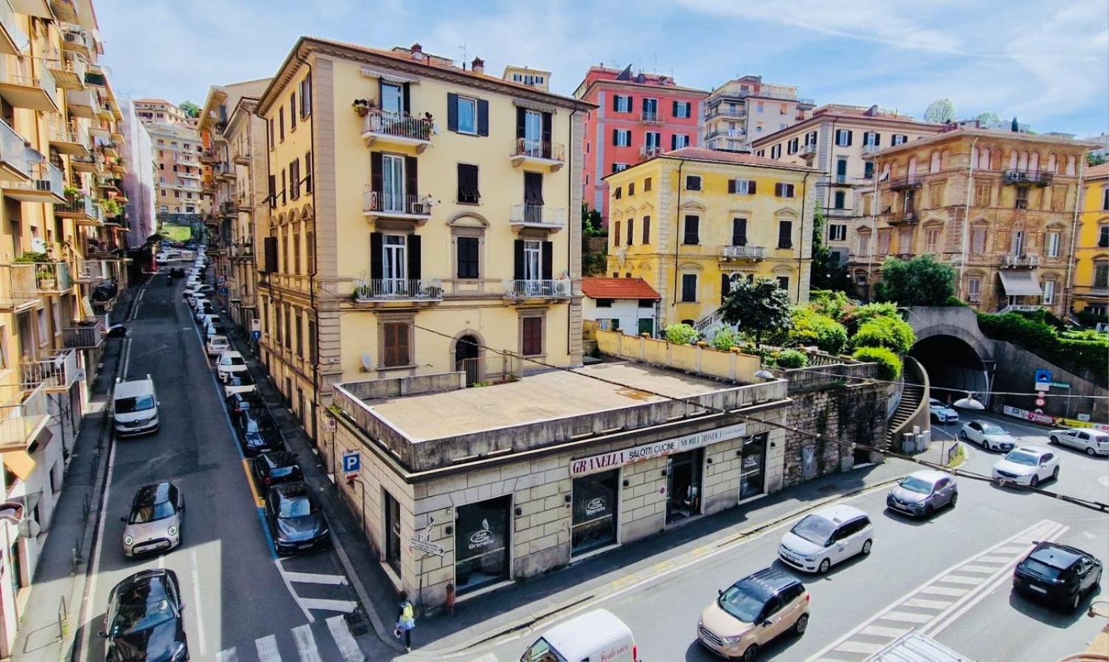 La Casa Di Geo Stazione Centrale La Spezia 5 Terre エクステリア 写真
